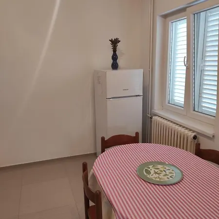 Dominik Appartamento Zara